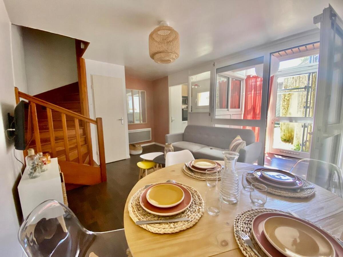 Le Carnot: City Centre With Parking Space Apartment Poitiers Luaran gambar
