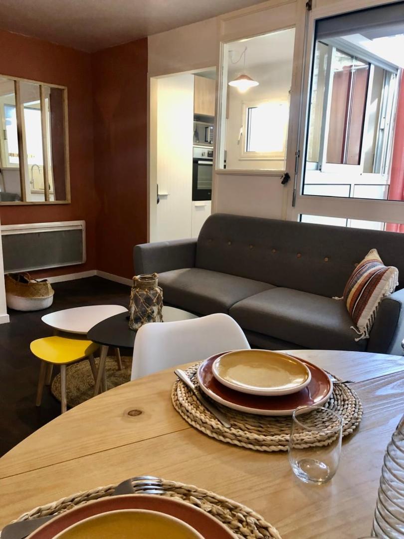 Le Carnot: City Centre With Parking Space Apartment Poitiers Luaran gambar
